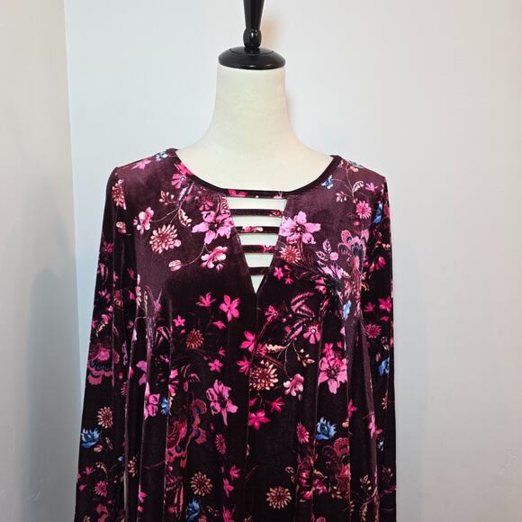 Torrid Womens Dress Size 1 US 1X Brown Floral Velvet Romantic Feminine NWT - Picture 3 of 8